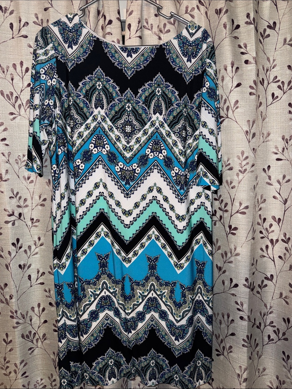 Women’s Studio One Blue Chevron Paisley Shift Dress